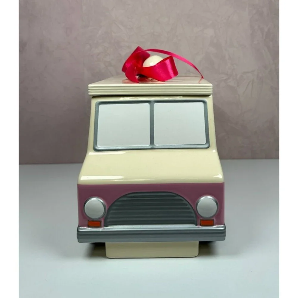 Bath and Body Works X Milk Bar Limited-Edition Cookie Jar
